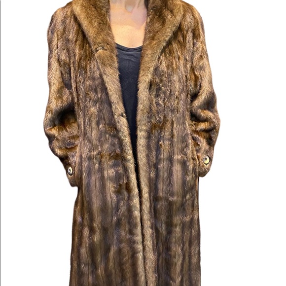 PREOWNED Coat BrownSOL BANKS!!!